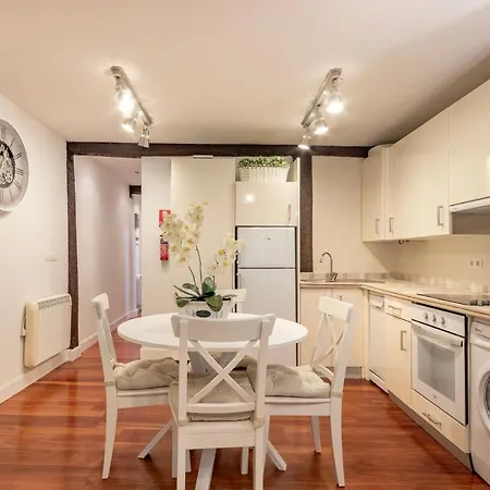 Precioso Con Entrada Autónoma En El Casco Viejo Apartamento *